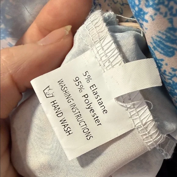 Blue and Cream Women's Printed Set (Almost Identical to the Commense version) - Picture 3 of 11